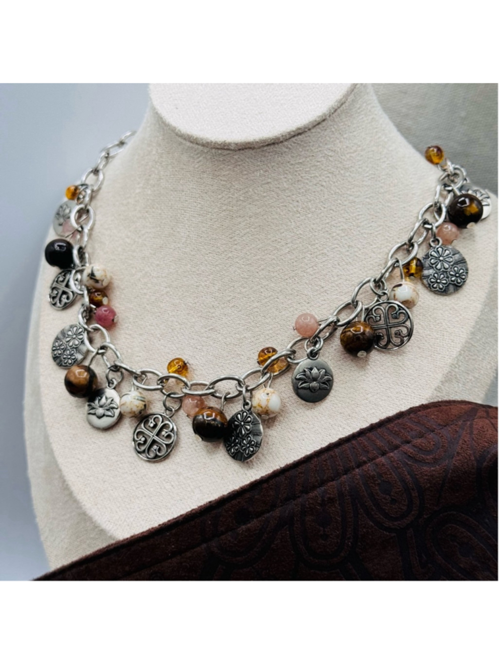 012-Charm Choker Beaded Necklace 18”,2.5”